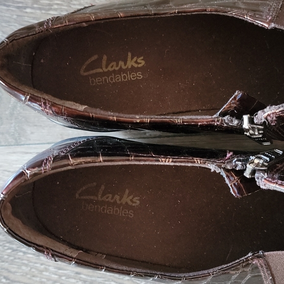 Clark's clogs - Picture 3 of 6
